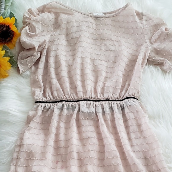 Banana Republic Dresses & Skirts - Banana Republic Light Pink Dress